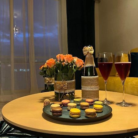 Appartamento Avenue De Champagne Épernay Esterno foto
