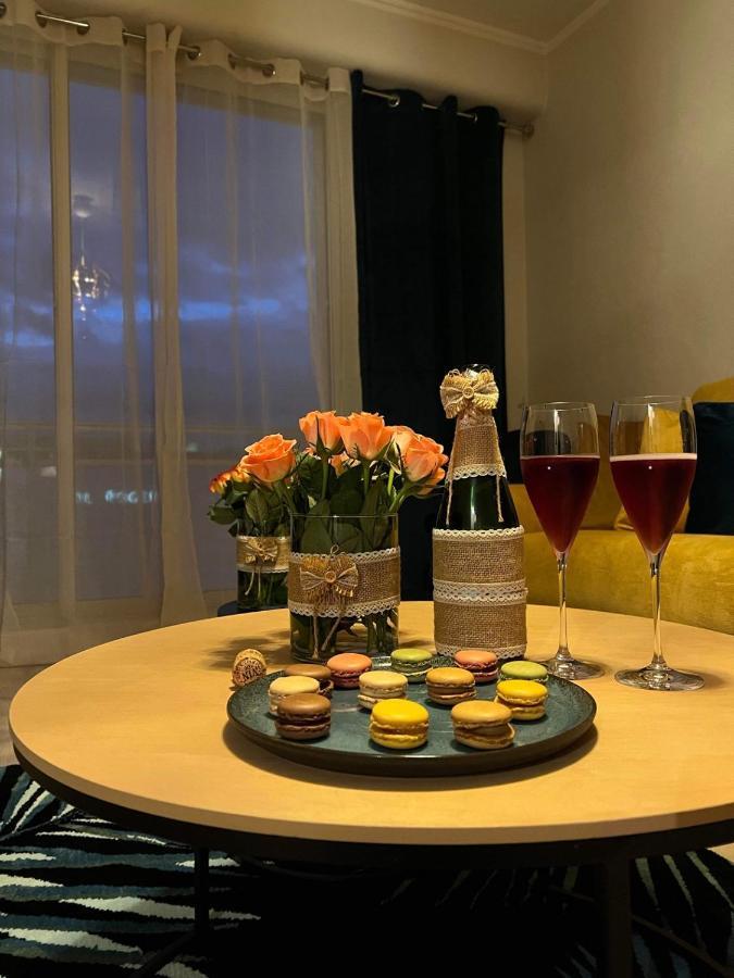Appartamento Avenue De Champagne Épernay Esterno foto